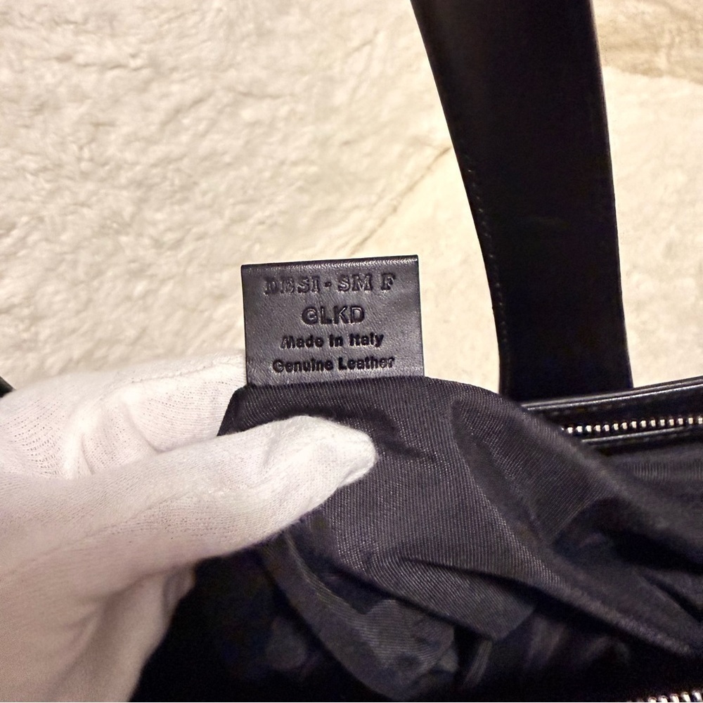 Bally Black and Tan Shoulder Bag - Picture 10 of 16